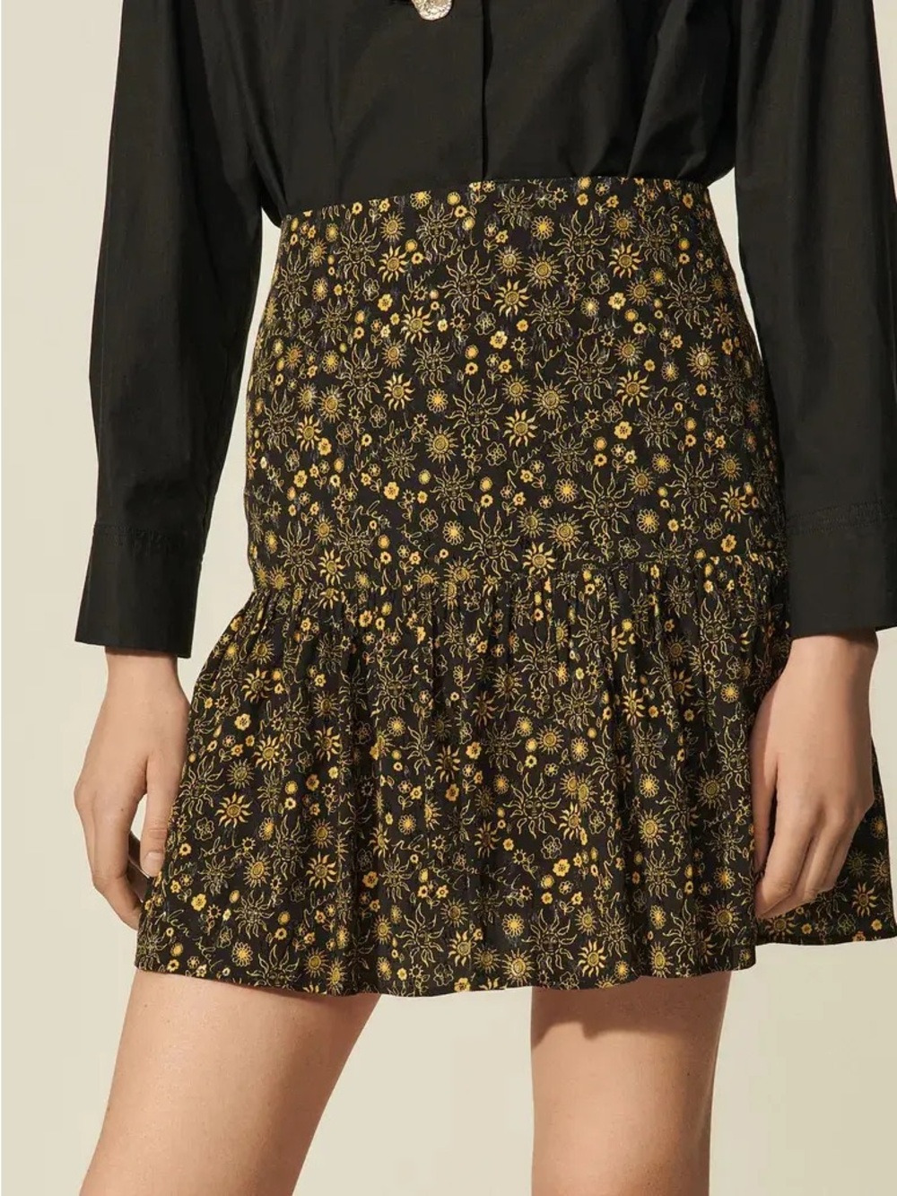 Sandro Black Floral Tiered Mini Skirt - Yellow Floral Print size 1/S